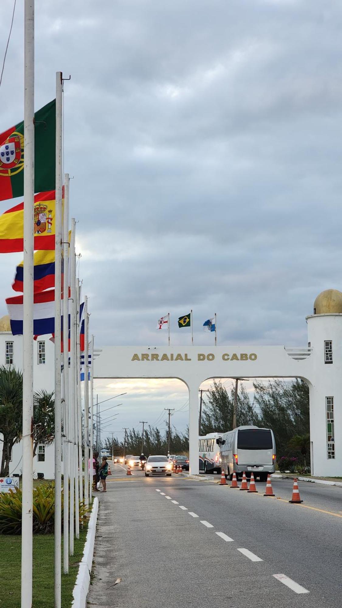 Hostel Caminho Da Praia Арраял-ду-Кабу Экстерьер фото