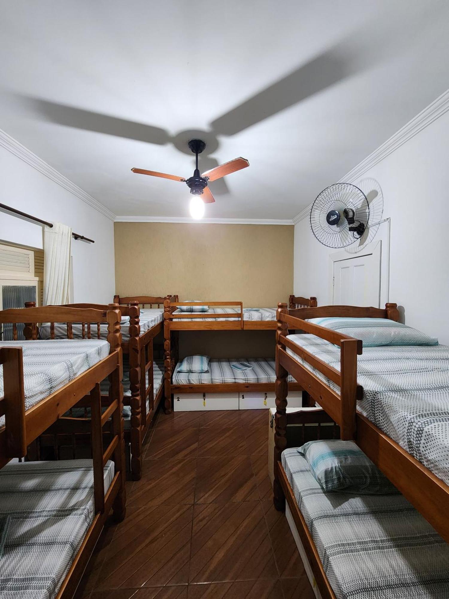 Hostel Caminho Da Praia Арраял-ду-Кабу Экстерьер фото